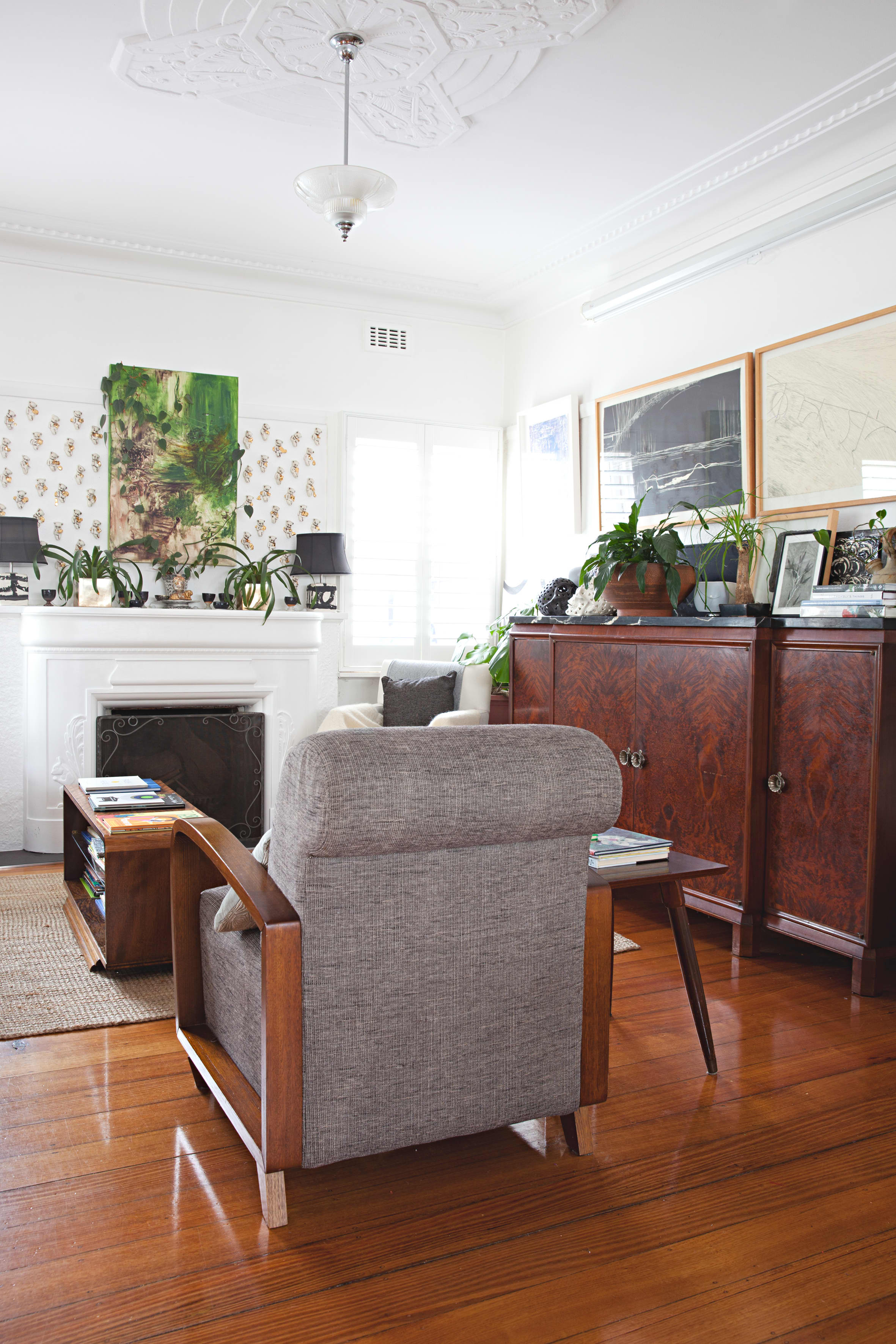 House Tour: An Art Deco, Art-Filled Australian Home | Apartment Therapy
